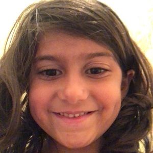 Meet your Posher, Eva